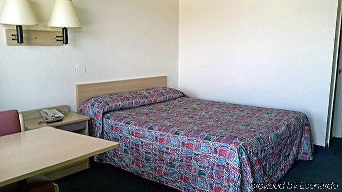 Motel 6 Des Moines South - Airport Kültér fotó