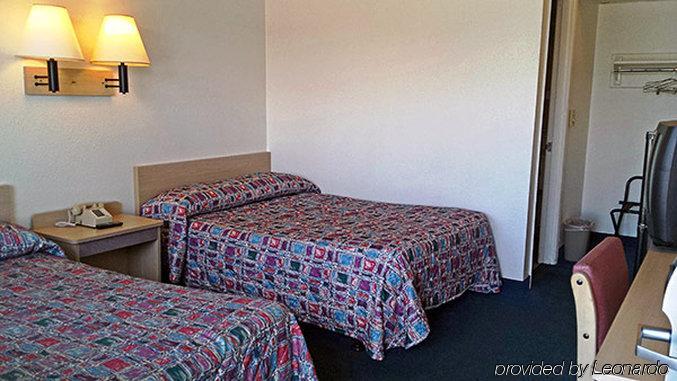 Motel 6 Des Moines South - Airport Kültér fotó