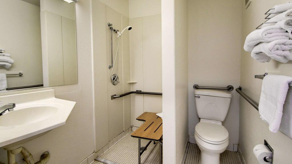 Motel 6 Des Moines South - Airport Kültér fotó