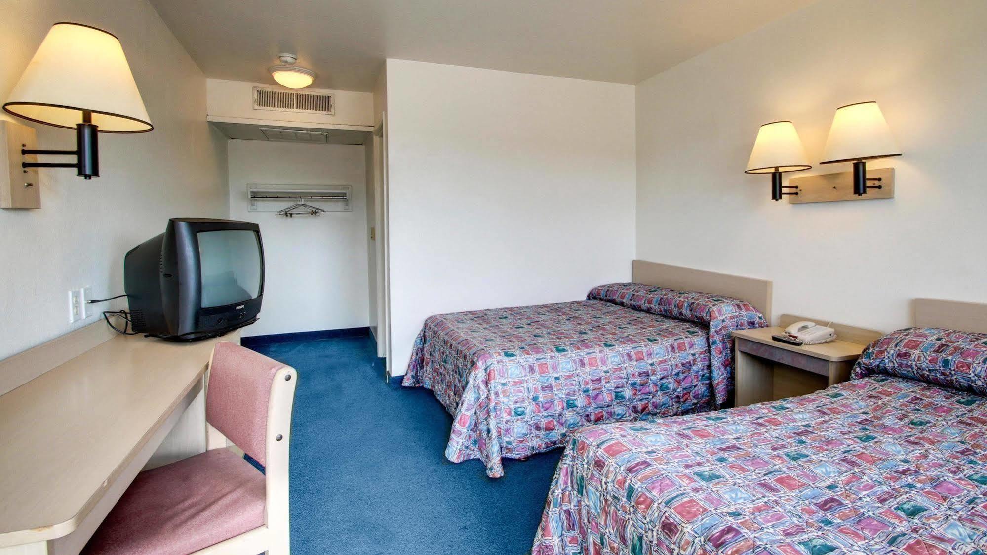 Motel 6 Des Moines South - Airport Kültér fotó