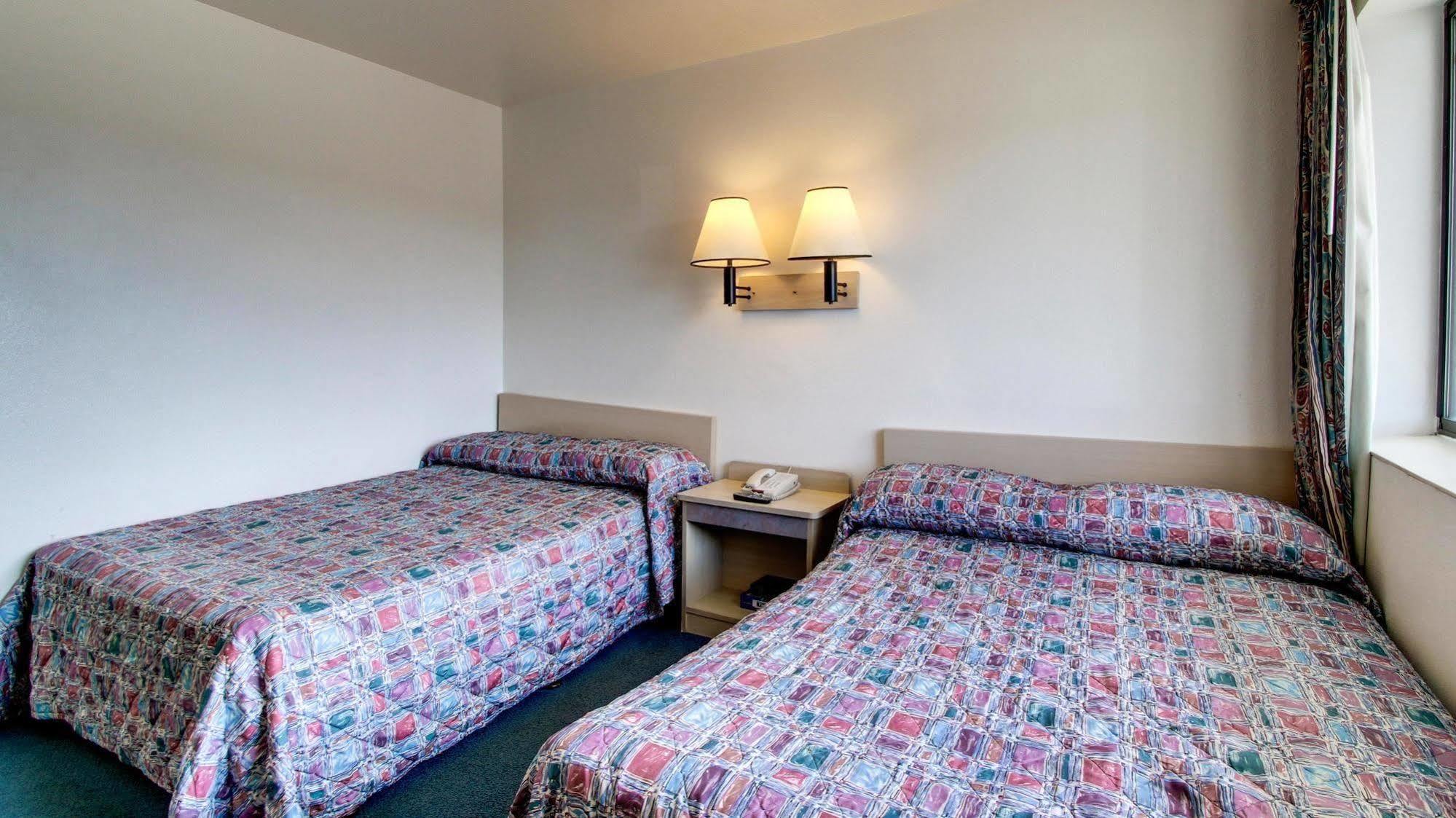 Motel 6 Des Moines South - Airport Kültér fotó
